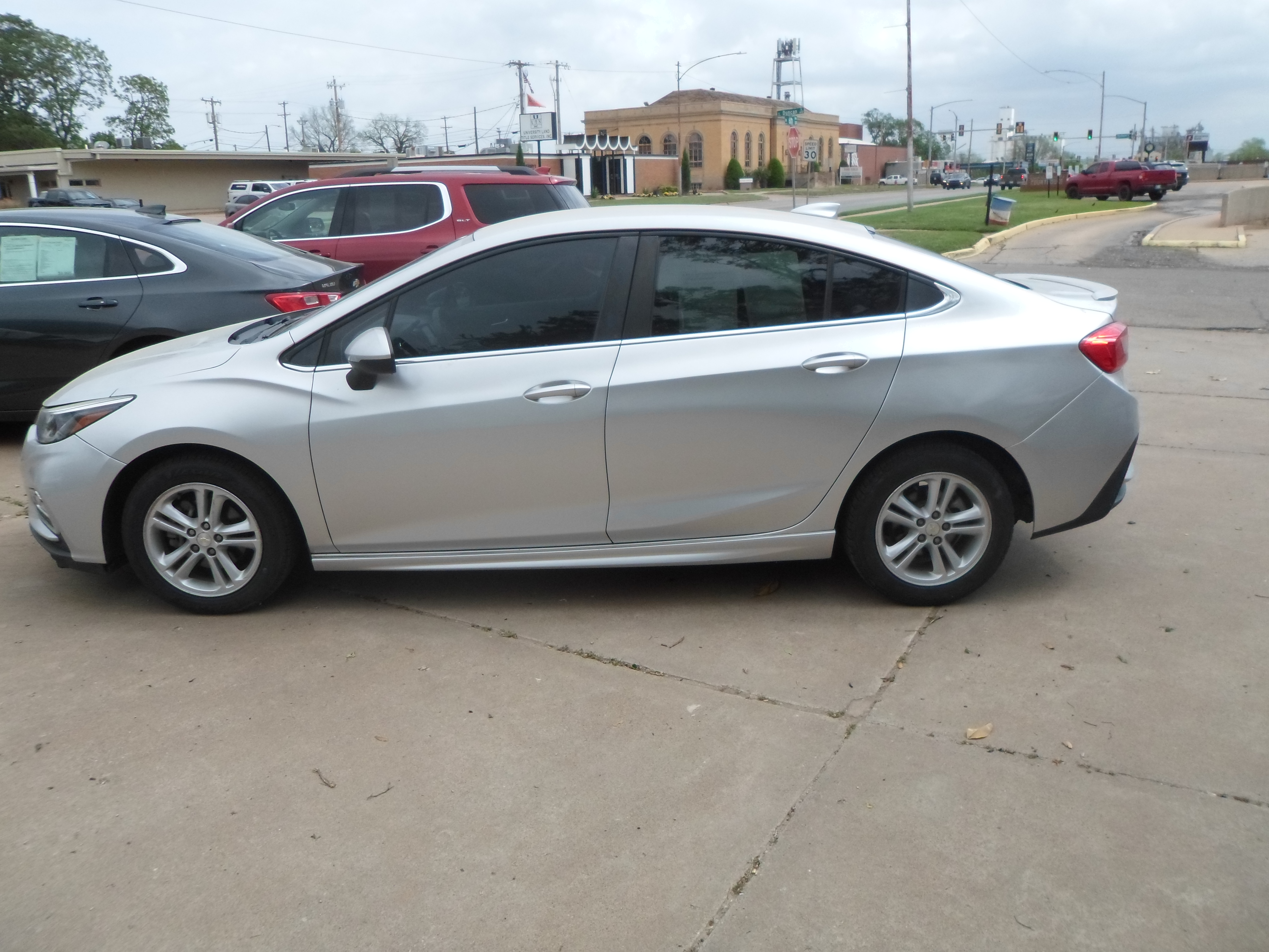 2017 CHEVROLET CRUZE