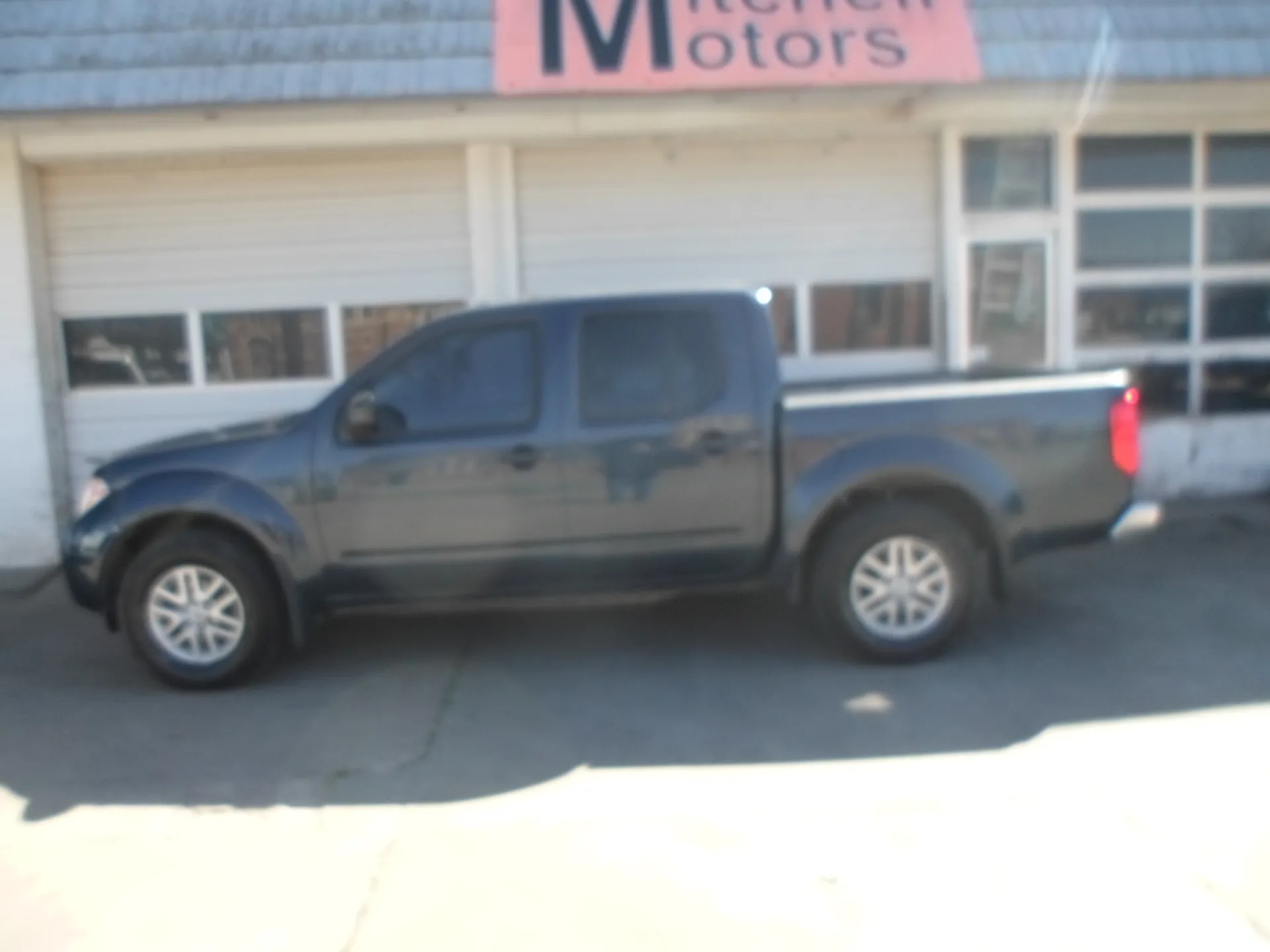 2016  NISSAN FRONTIER SV